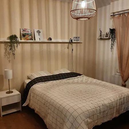 Privatunterkunft Dans Maison Place Du Commando, Bord De *