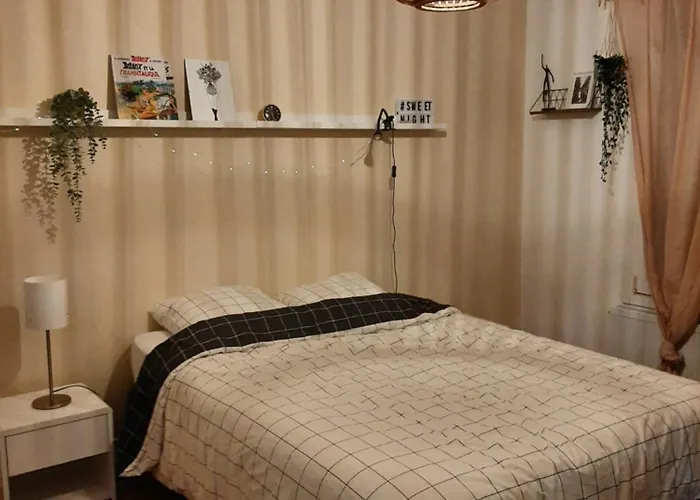 Privatunterkunft Dans Maison Place Du Commando, Bord De *